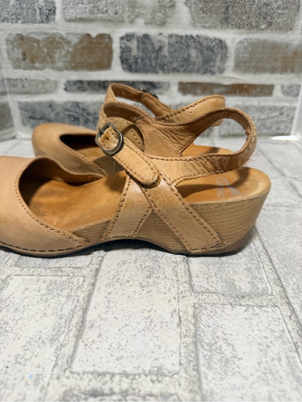 Dansko Tiffani Milled Burnished Mules with Buckle size 40 9-9.5 - Picture 8 of 13